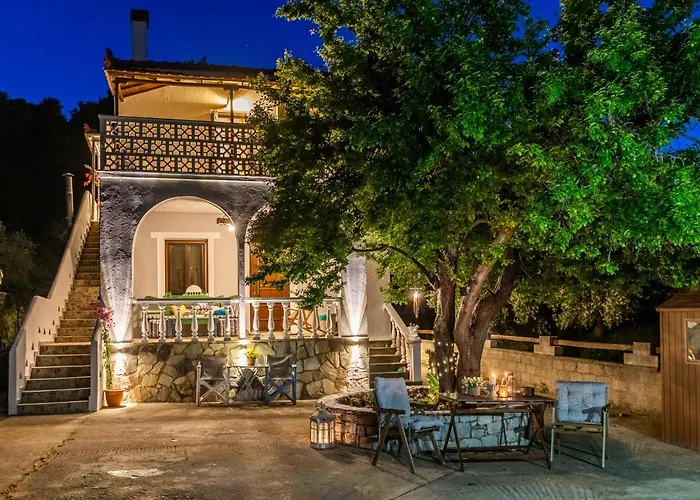 Estia A - Studios & Apartments